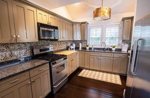 Naushop House | Hog Heaven-Quintessential ACK in Naushop w/Pool & Tennis ~ Near Beaches & Town