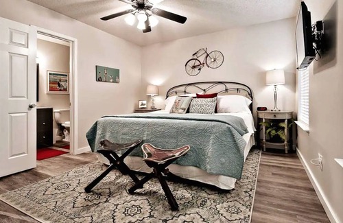 Fayetteville House | Hog House - Accommodating to Long Term Stays!
