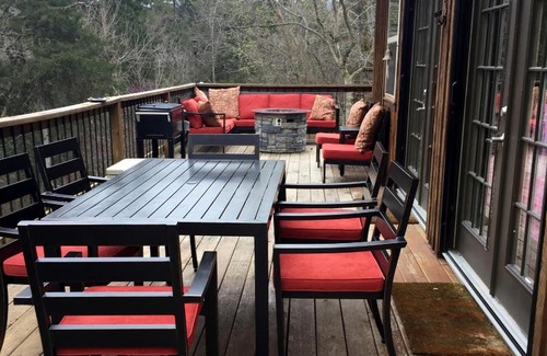 Eureka Springs House | Hogscald Hollow Cabin