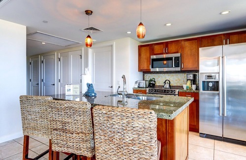 Honokowai Condo | Hokulani 836 at Honua Kai Resort ~ Extra Large Lanai With Amazing Ocean Views