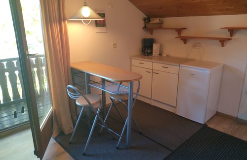 Bernried am Starnberger See Apartment | Holiday Apartment 'Freudenthal Bernried' with Balcony and Wi-Fi