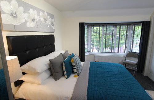 Wolverhampton Apartment | Holcombe House