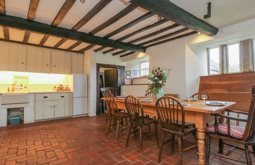 Sticklepath Cottage | HOLE FARM, pet friendly, character holiday cottage in Chagford
