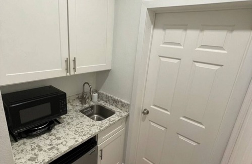 Port Saint Lucie Condo | Hole-in-One Studio -Rest, Relax & Golf PGA Village
