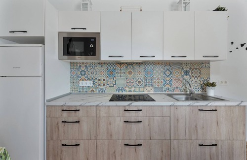 San Sebastian de la Gomera House | Holiday Home 'Coralia' with Private Garden and Wi-Fi