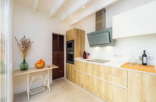 Sant Llorenc des Cardassar House | Holiday Home "Ca Ma Mare" with Wi-Fi, Balcony, Garden, Terrace & Pool