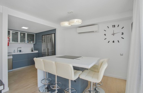 Salobre Villa | Holiday Villa 'Alexandria's Retreat' with Sea Views, Wi-Fi and Air Conditioning