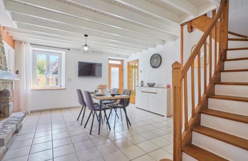 Saint-Nicolas-de-Pierrepont House | Holiday Home Le Launay by Interhome