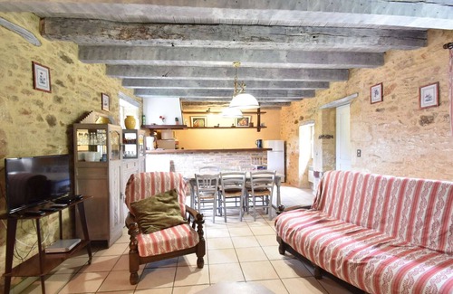 Montcabrier House | Holiday home with garden