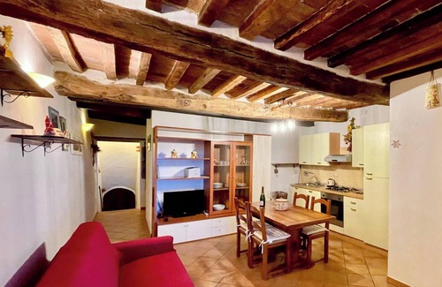 Montecatini Val di Cecina House | Holiday Home 'Agorà' with Private Terrace and Wi-Fi