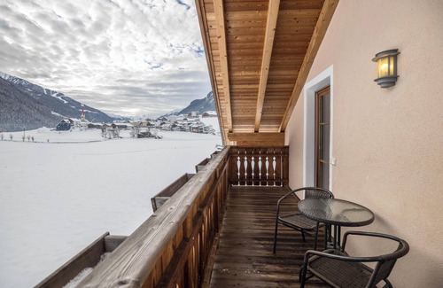 Valle Aurina Apartment | Holiday Apartment'Bärental on the Health Farm Wollbach - Gruberhof' with Wi-Fi & Balcony