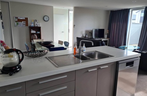 Christchurch City Centre House | Holiday like a local in Central Christchurch