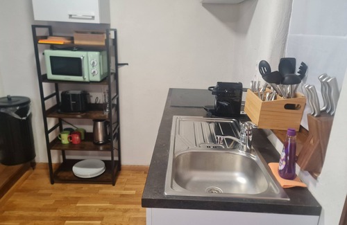 Burkheim Apartment | Holiday Apartment 'Merlot' with Private Terrace and Balcony
