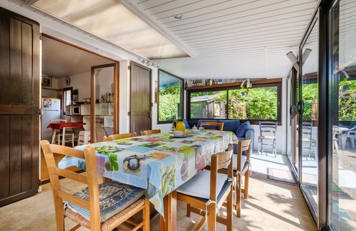 Saint-Cezaire-sur-Siagne House | Holiday Home 'Maison Proche Mer Et Montagne' with Shared Pool, Private Garden and Wi-Fi