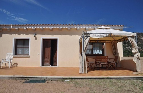 Case Peschiera-Lu Fraili House | Holiday house Case Peschiera-lu Fraili for 1 - 6 persons with 2 bedrooms - Twin house