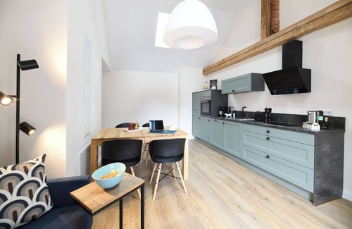 Heppenheim Apartment | HOLIDAY APARTMENT "ODENWALD "The apartment at the top - lots of light and coziness