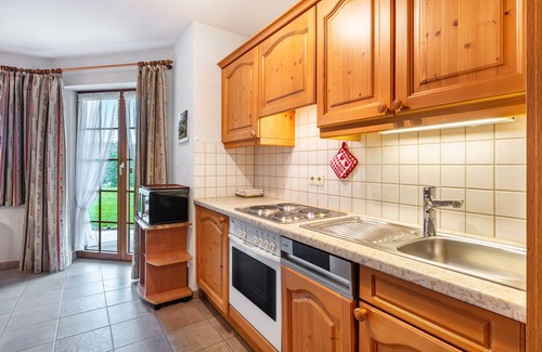 Feldberg Apartment | Holiday Apartment 'Type B Apartment 2' with Mountain View, Shared Terrace and Wi-Fi