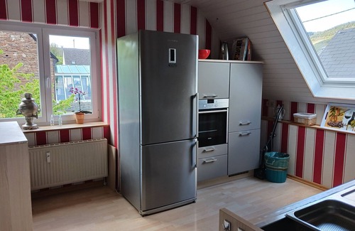 Wolf Apartment | Holiday Apartment "Gersch" with Balcony & Wi-Fi