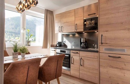 Seblas Apartment | Holiday apartment with balcony and heating