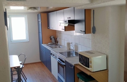 Michelstadt Apartment | Holiday Apartment 'Peter 1' Near Old Town with Wi-Fi