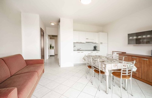 Villaggio Sanghen Apartment | Holiday apartment directly on Lake Garda