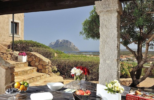 Porto San Paolo Apartment | Holiday apartments L'Ea di Lavru nSEA VIEW 2-rooms apartment-TOP INTERIOR DESIGN