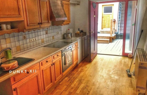 Burghaslach Apartment | Holiday Apartment 3 with Garden and Wi-Fi