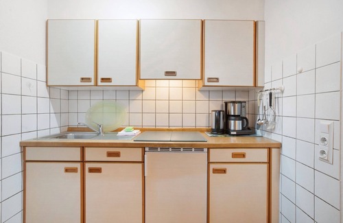 Todtnauberg Apartment | Holiday Apartment '5, 65 sqm' with Mountain View, Shared Terrace and Wi-Fi
