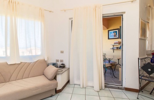 Canneddi Apartment | Holiday Apartment "Appartamentino vista mare 2605" with Terrace and Wi-Fi