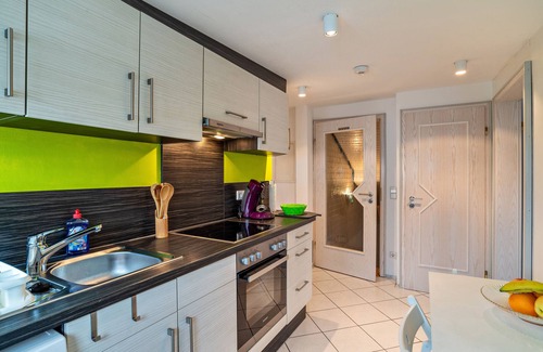 Buhl Apartment | Holiday Apartment "Andrea" with A/C & Wi-Fi
