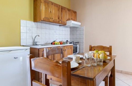 Vassiliki Apartment | Holiday Apartment 'Apostolos Apartment 6' by the Beach with Balcony & Wi-Fi