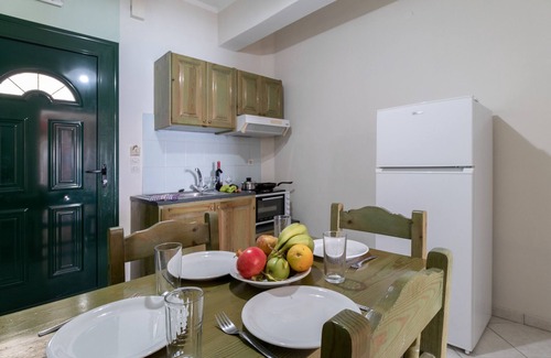 Vassiliki Apartment | Holiday Apartment 'Apostolos Apartment 2' Close to Beach with Sea View