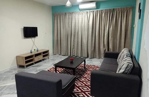 Tanjung Tanah Merah Apartment | Holiday Apartment at Cocobay Condo Resort