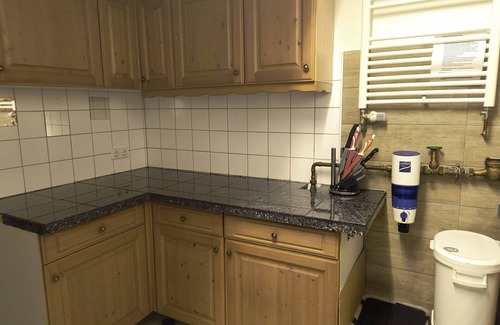 Moehnesee Apartment | Holiday Apartment 'Auszeit Am See' with Shared Pool, Shared Terrace and Wi-Fi