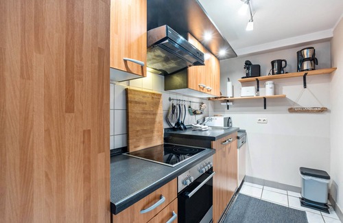Schwedeneck Apartment | Holiday Apartment 'Beachhouse' with Private Terrace and Wi-Fi
