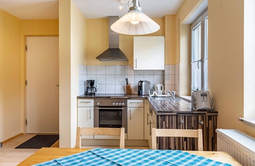 Ringsheim Apartment | Holiday Apartment "Biehler" with Private Terrace, Shared Garden & Wi-Fi