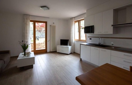 Magugnago Apartment | Holiday apartment Brenzone for 1 - 4 persons with 1 bedroom - Holiday apartment in one or multi-fami