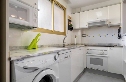 Cambrils Apartment | Holiday Apartment "Cambrils Park" with Sea View, Balcony & Shared Pool