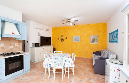 Orosei Apartment | Holiday Apartment Casa Gianfranca with Mountain View, Terrace & Wi-Fi