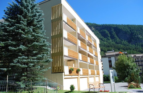 Leukerbad Apartment | Holiday apartment Leukerbad (Ort) for 1 - 5 persons with 2 bedrooms - Holiday apartment in one or mu