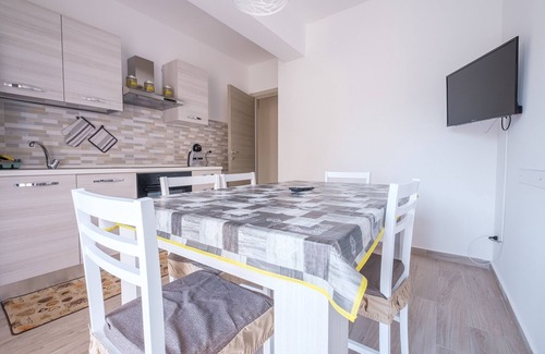 Province of Messina Apartment | Holiday Apartment "Damilhouse 4" with Balcony & Wi-Fi
