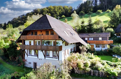 Schuttertal Apartment | Holiday apartment Cherry blossom