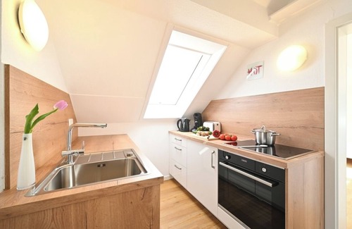 Enzisweiler Apartment | Holiday Apartment 'Dinkelbach Landhaus 1 B Sommerfeeling' with Lake View and Wi-Fi