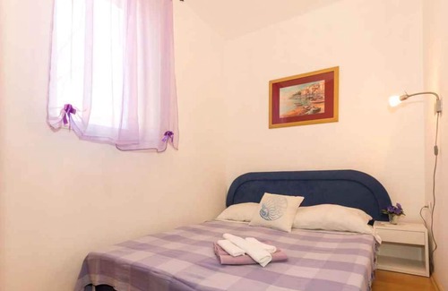 Kraljevica Apartment | Holiday apartment First row to the sea