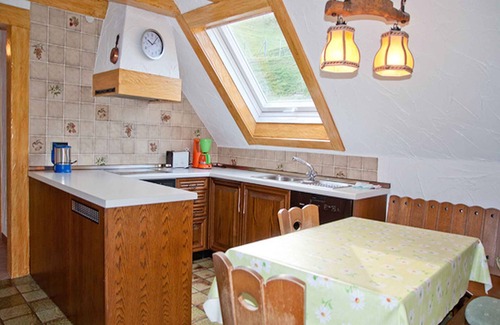 Kirnbach Apartment | Holiday Apartment 'Fuchsbau' with Mountain View, Shared Pool and Wi-Fi