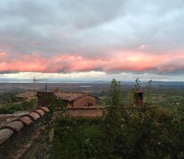 Montepulciano Apartment | Holiday Apartment in Historical Palace