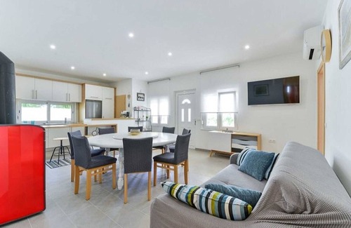 Vir Apartment | Holiday Apartment Inga with exit to the beach