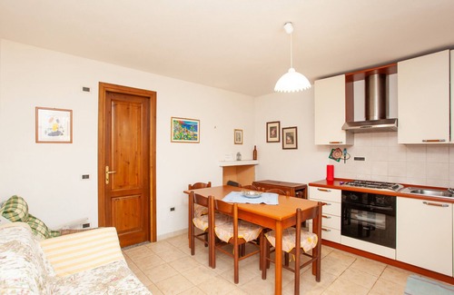 Iscra e Voes Apartment | Holiday Apartment "La Quercia 2" with Wi-Fi