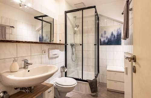 Loerrach Apartment | Holiday Apartment "Laboehme" with Balcony & Wi-Fi