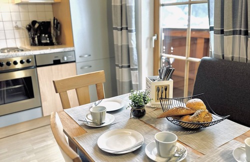 Maria Alm am Steinernen Meer Apartment | Holiday Apartment "Langeck" with Balcony and Mountain View